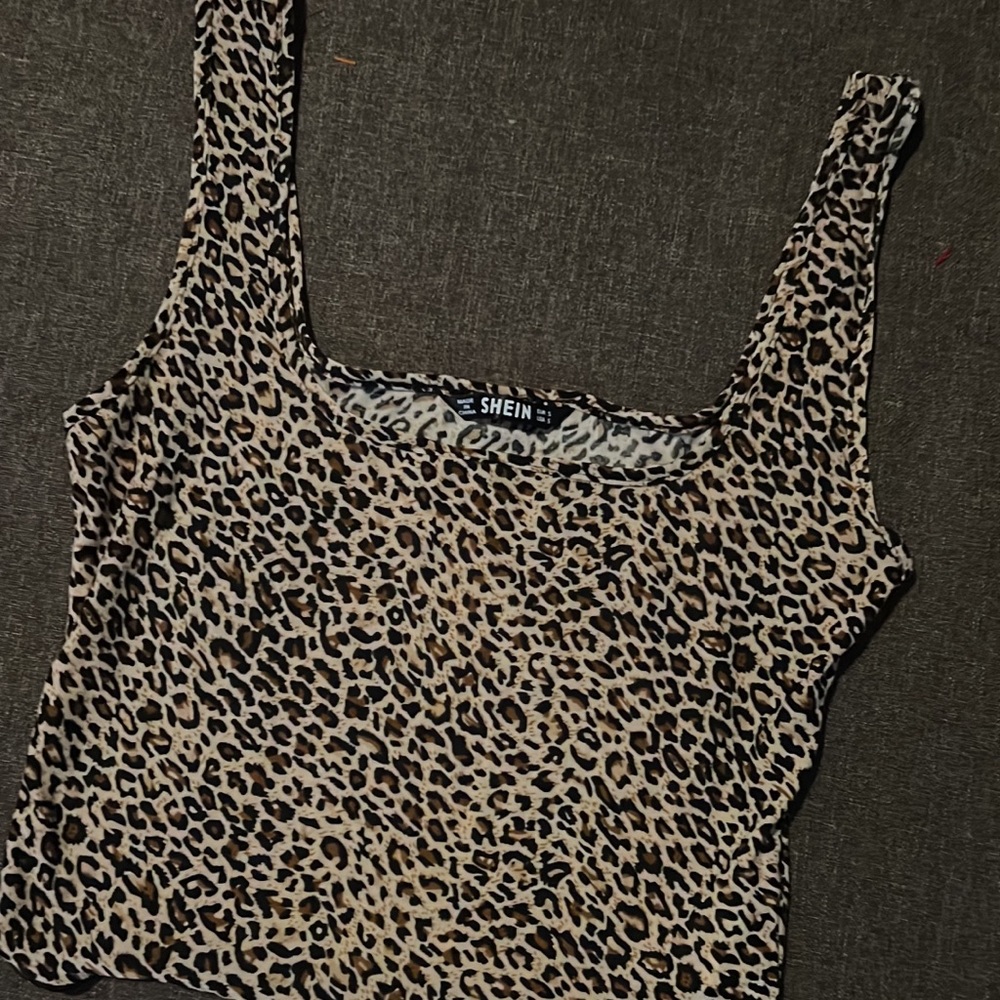 SHEIN Crop Tank